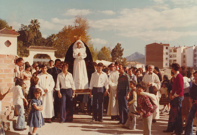 La virgen por su barrio 1977